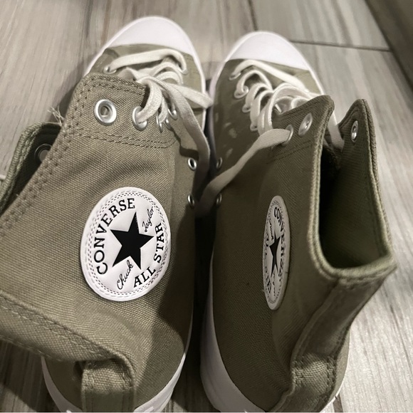 Green Converse - Picture 5 of 5